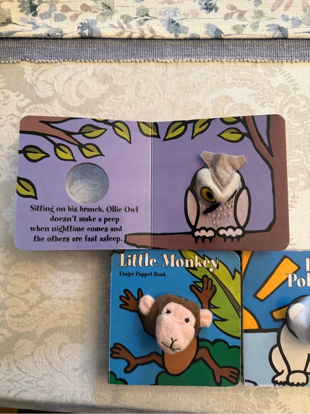 Lot of 3 Finger Puppet Books. Little Owl, Little 🐻❄️ Bear, Little Monkey 🐒 - Picture 8 of 8